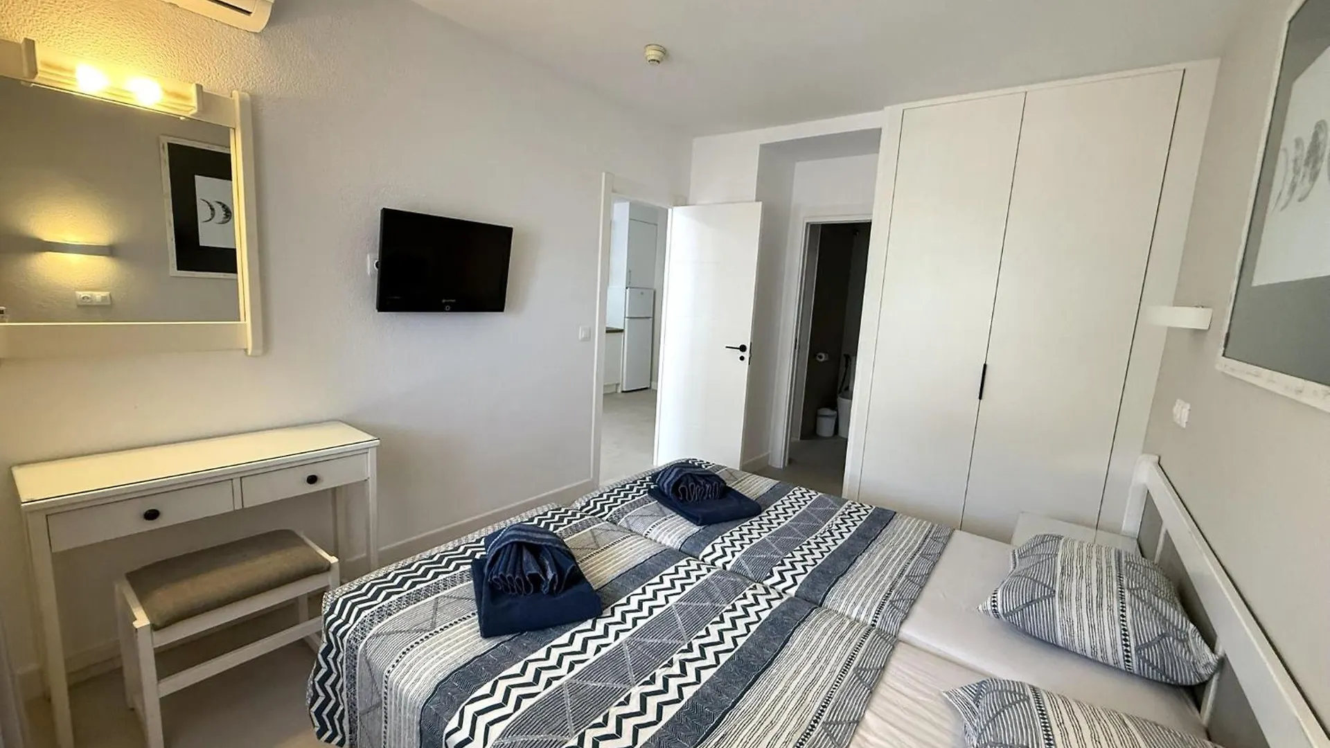 Apartamento En Primera Linea Con Vistas Al Mar Fuengirola